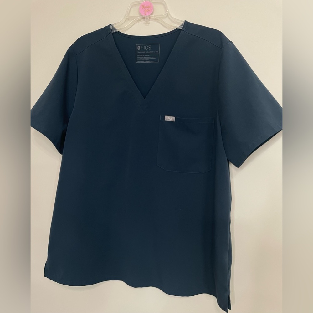 Figs Slate Blue Scrub Top Size XXL
Caregivers, Medical Staff, Healthcare